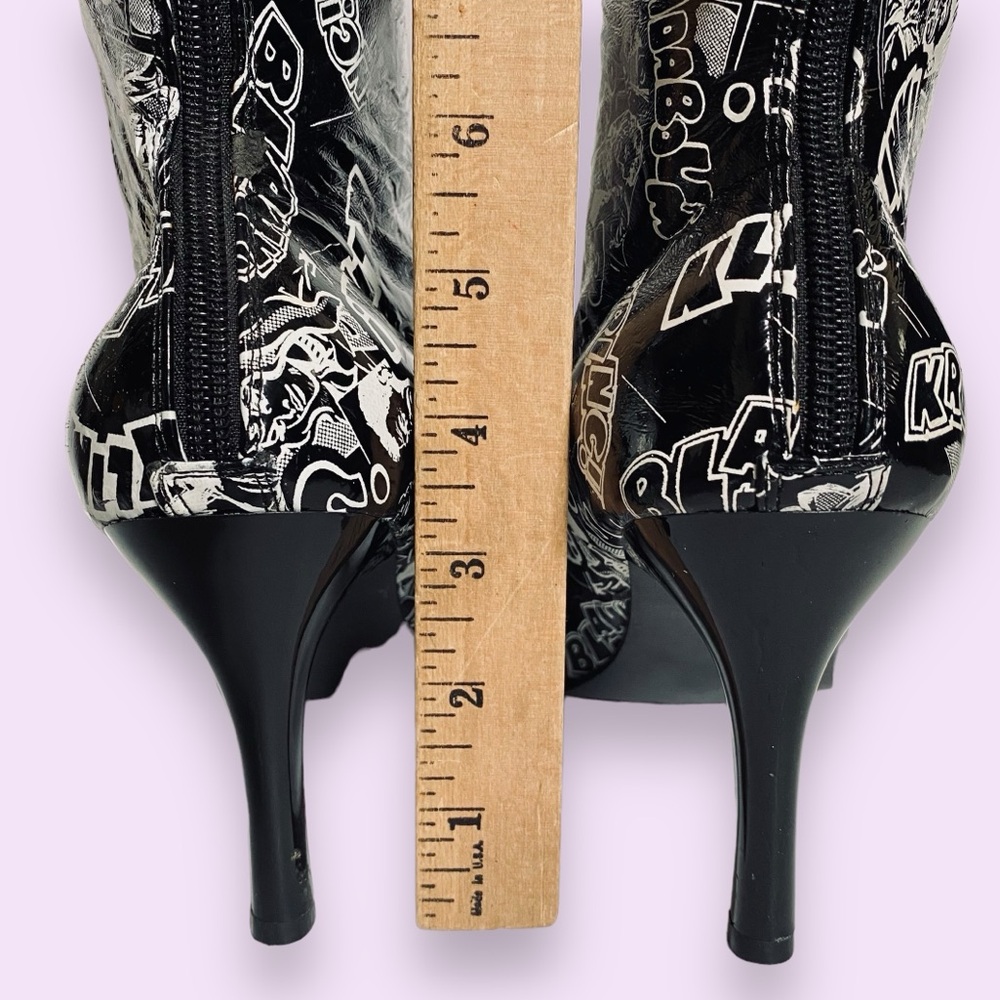 NEW Miss Trendy Comic Print Marvel Point Toe Stiletto Knee Boots *Flaws* SZ 11 - Picture 14 of 14